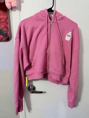 Authentic NWT Dairy Boy cropped zip up in strawberry milk size Medium